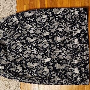 Brooks brothers navy, white embroidered flower  design skirt sz 10
